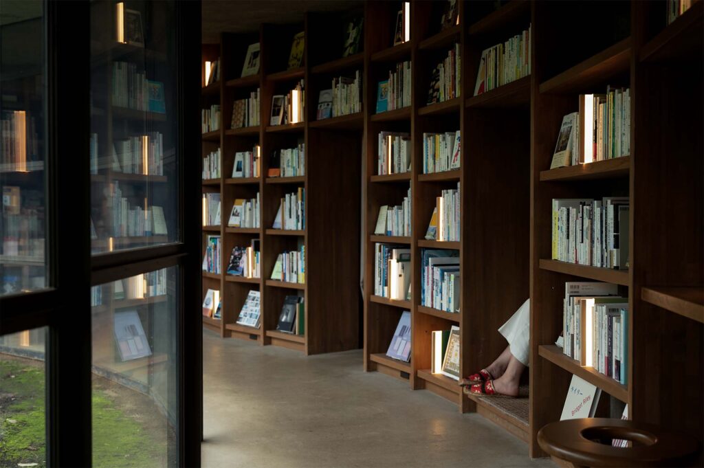 日本文学を聴く